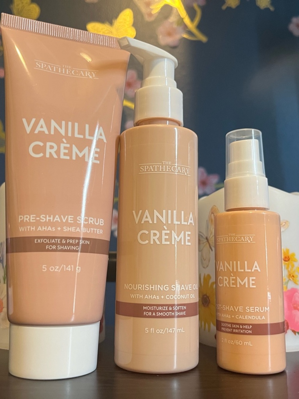 Vanilla Crème Nourishing Shave Set in Peach